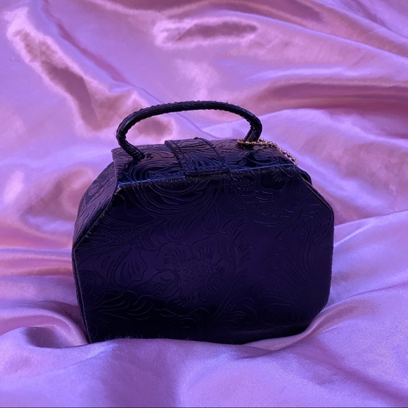 Vintage Genuine Leather Small Jewelry Box - Picture 2 of 8